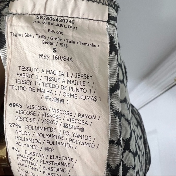 MaxMara flattering Brown and Beige Dress - Picture 8 of 9